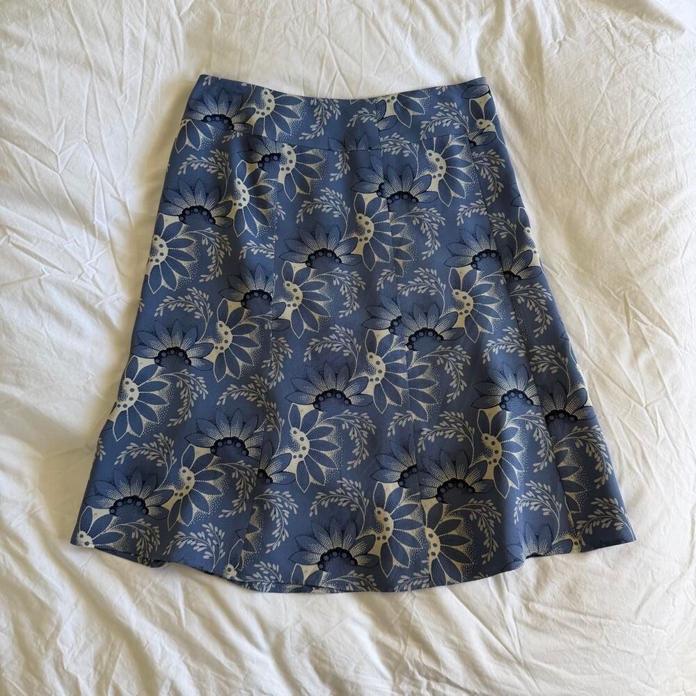 Loft Women's Blue and White Skirt